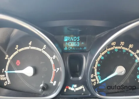 2014 Ford Fiesta Se z USA, uszkodzony, nr VIN 3FADP4BJ9EM131268